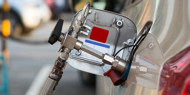 Swagelok compressed natural gas refueling