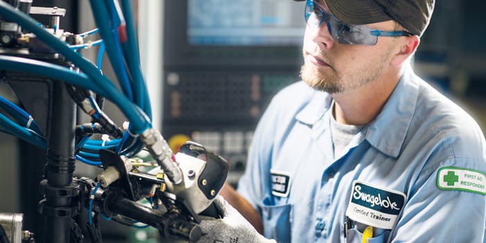 適切なホースのエンド・コネクション・タイプを選定するには