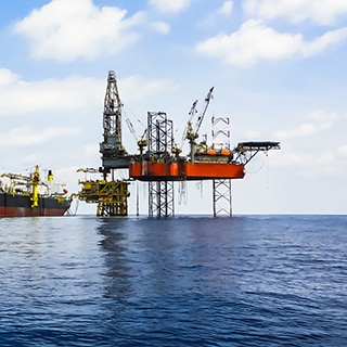 Offshore platform in the Madura Strait