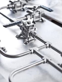 Properly mounted industrial ball valve