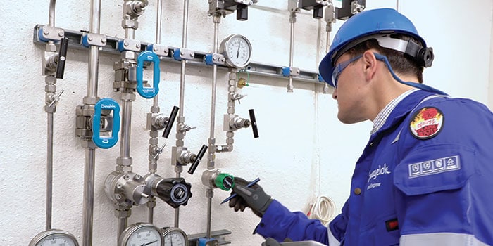 image of field engineer