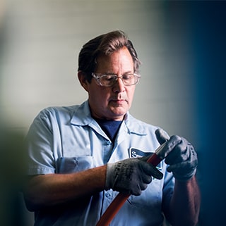 technician with fitting
