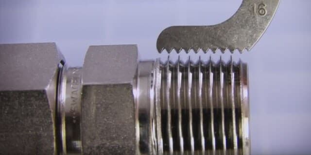 Identifying thread size