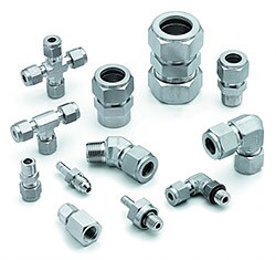 Rohrverschraubungen und Adapter