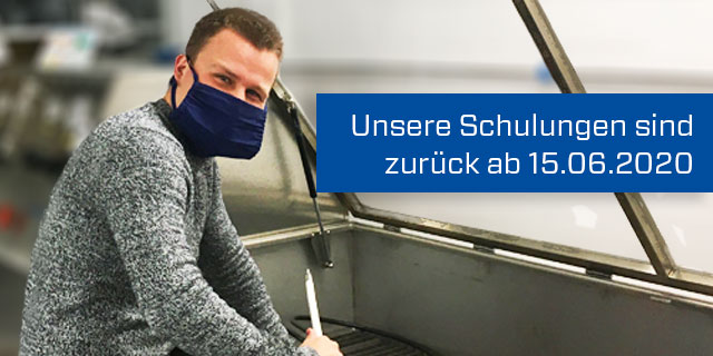 Swagelok Hamburg Mitarbeiter bei einer Schulung