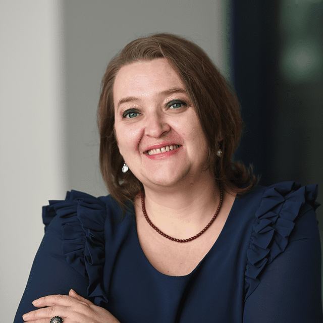 stefania-fava-cs-associate