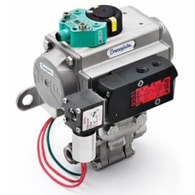 Field engineer using sampling system