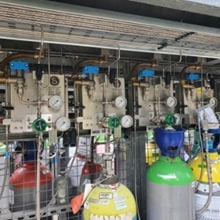 Système de distribution de gaz dans une entreprise chimique