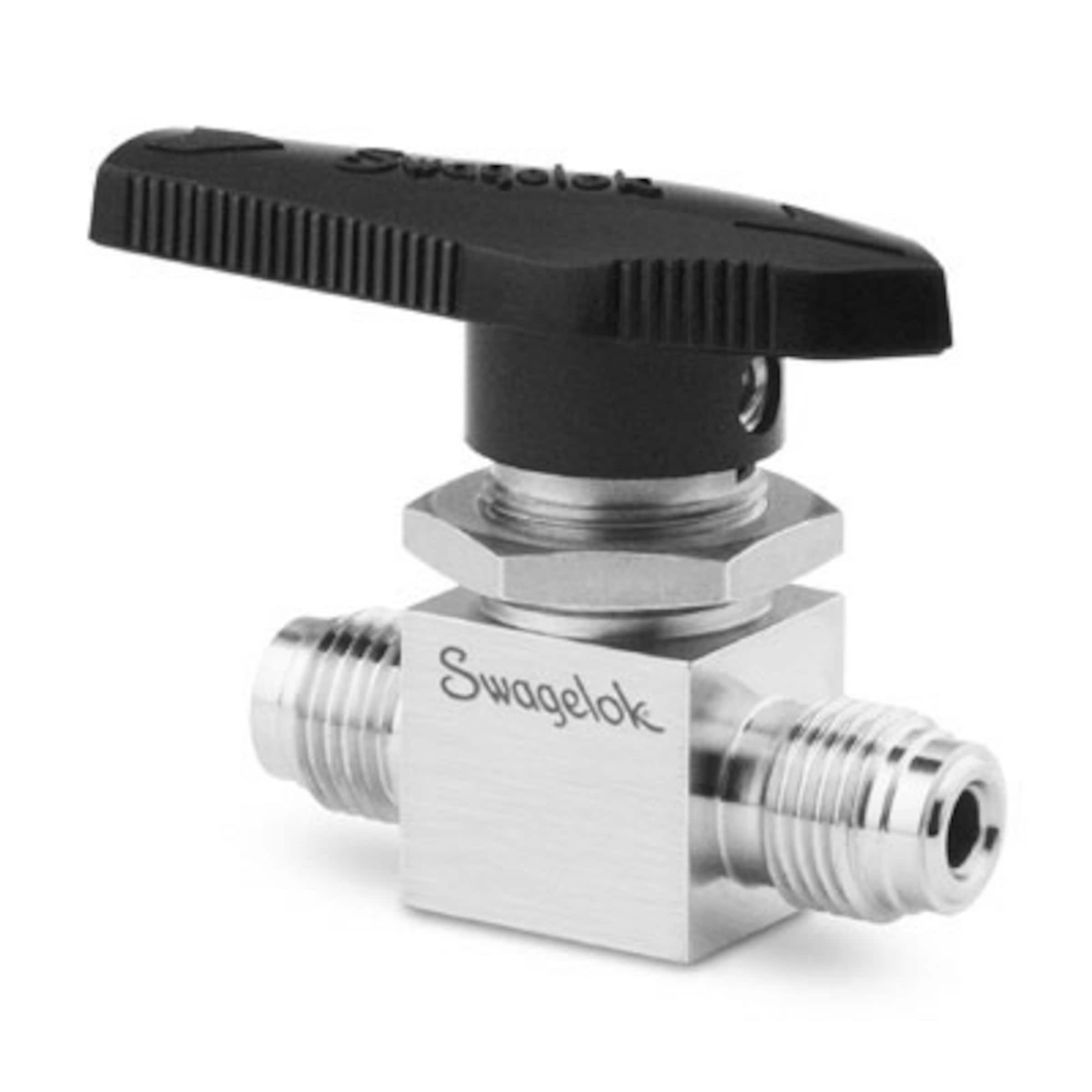 Stainless Steel 1Piece 40 Series Ball Valve, 12 Cv, 1/2 in. Male