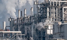 Reducing fugitive emissions in the chemical and refining industries